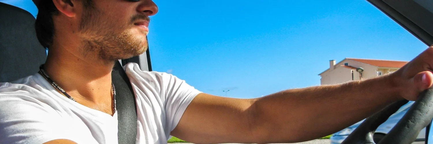 can UV rays go through clothes