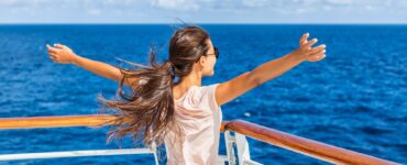 how fast does a cruise ship move