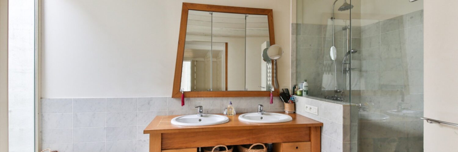 bathroom vanities that look like furniture