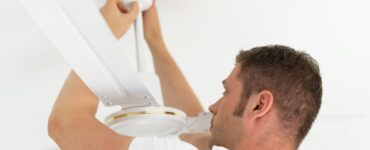 how to remove a ceiling fan
