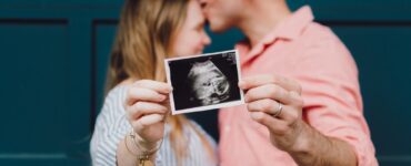 pros and cons of having a baby