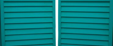 swinging pantry door