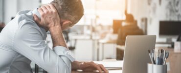 how to get a kink out of your neck