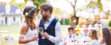 outdoor wedding ideas on a budget